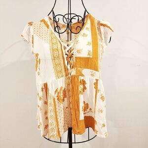 CHLOE & KATIE BOHO Floral Women's Top Size Medium Spring Sunny Days Lightweight